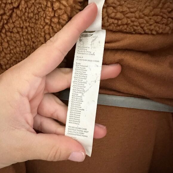 Fabletics Lotta Teddy Jacket Women’s Size Small - Picture 3 of 12